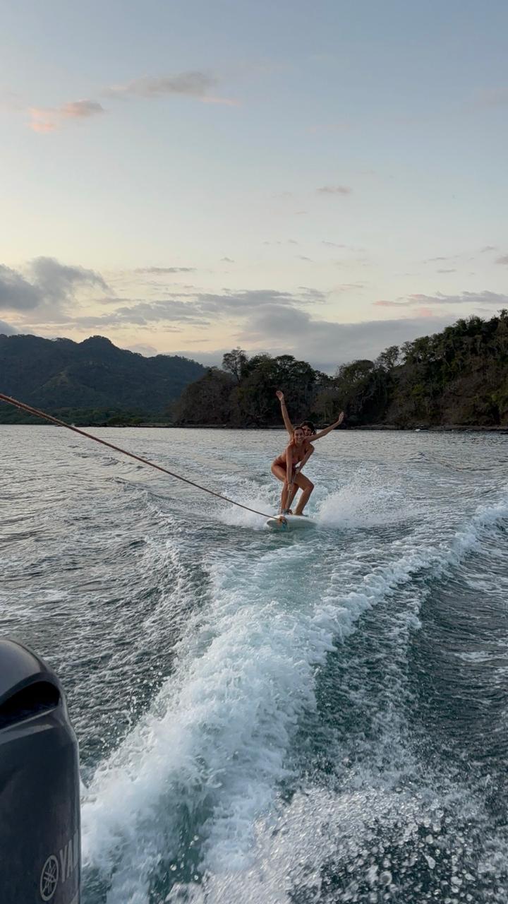 Wakeboard at Isla Tortuga